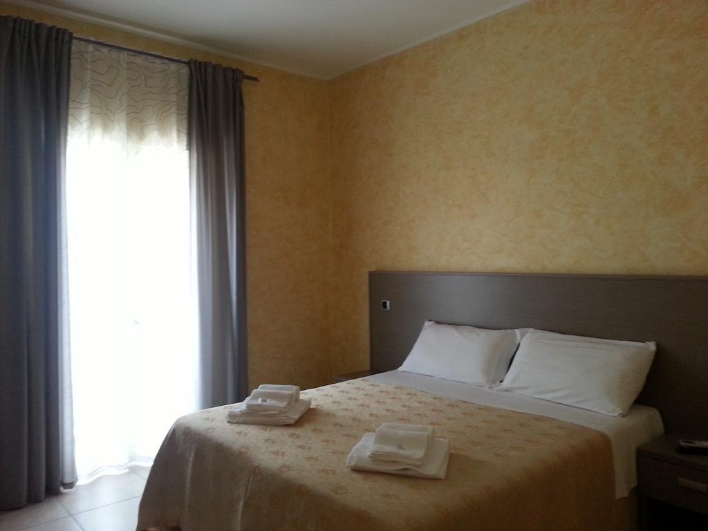 B&B Casa Venezia Bernalda Habitación foto